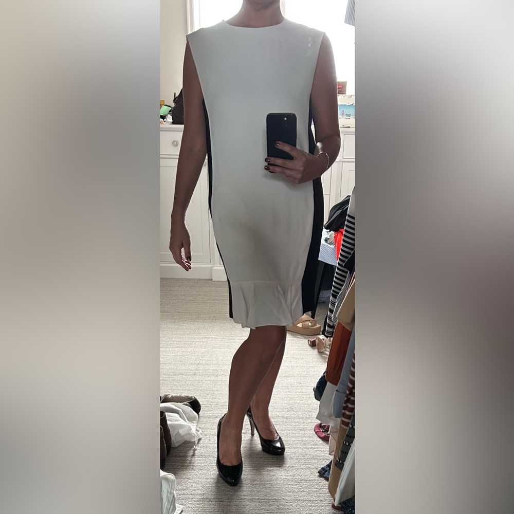 ANÍMALE Black and White Sleeveless Sheath Cocktail Dress